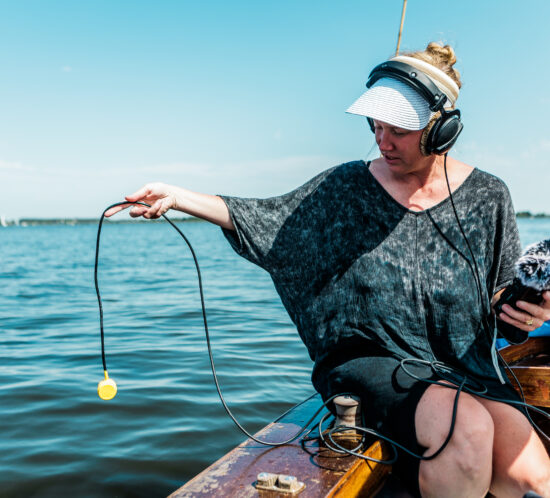 Vivienne Aerts with Hydrophone - photo by Sebastiaan Zoomers