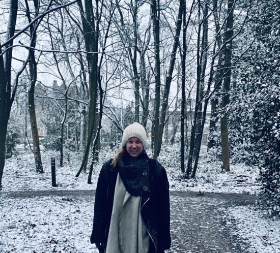 Vivienne Aerts in winter weather